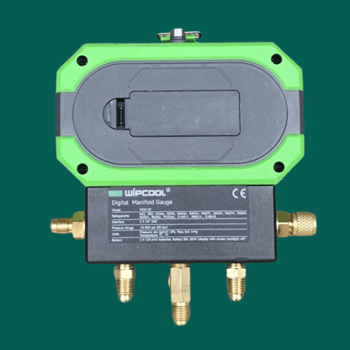 Digitalni manometri u torbi sa crevima i adapterima Wipcool